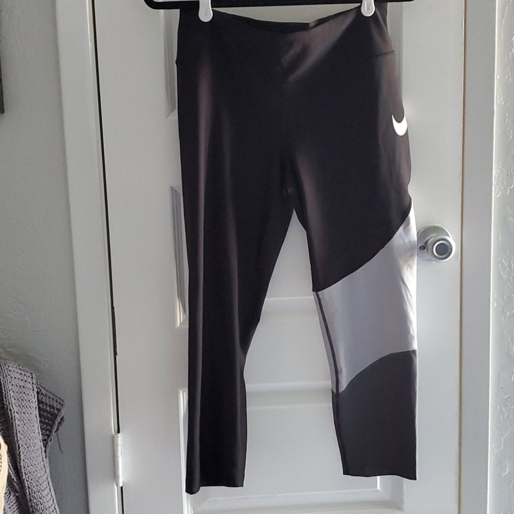 Nike leggings